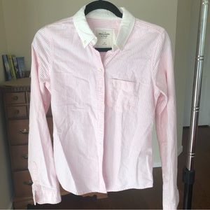 NWT Pink and white stripes abercrombie button up Shirt